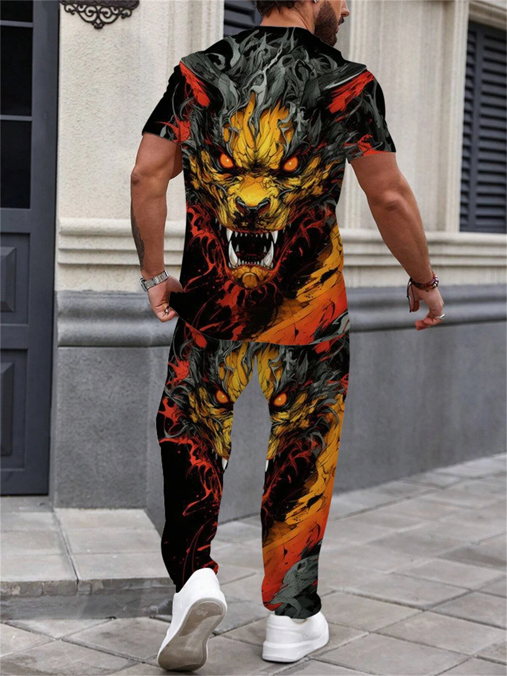 Men\'s Summer Casual T-shirt Short Sleeve Trousers Two-piece Coiling Dragon Flame Print Set Personalized Men\'s Fashion Clothing