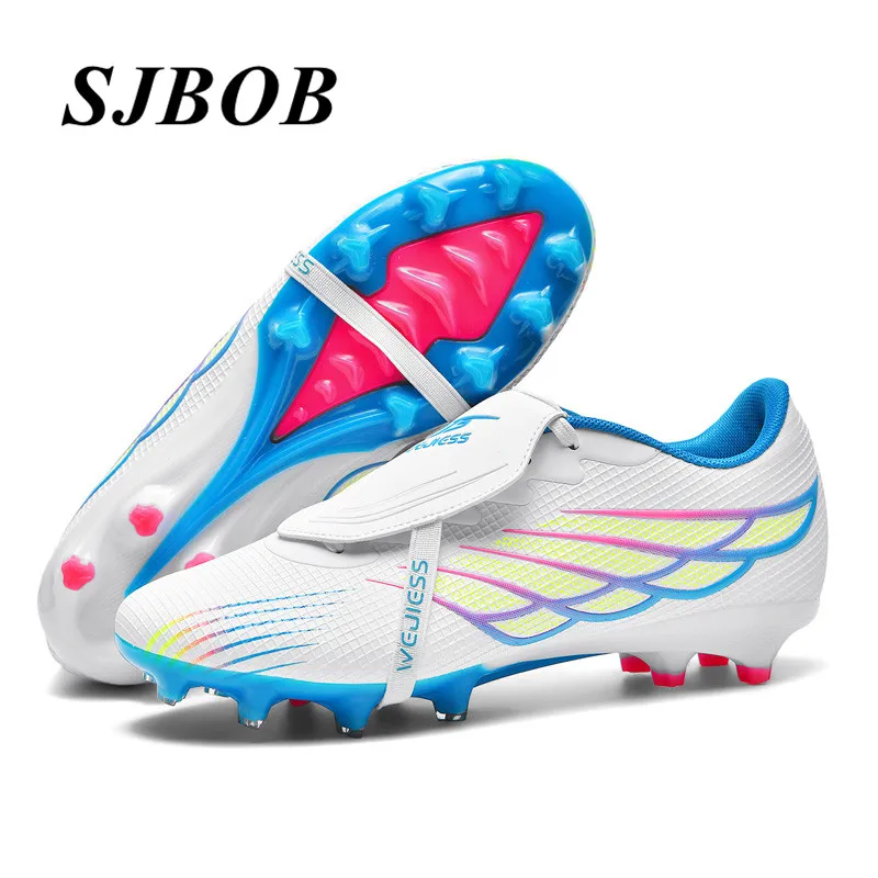 

Hot Sale White Football Shoes Men Light Low Cut FG Man Soccer Shoes Non-Slip Grass Training Sneakers For Male Zapatos De Futbol