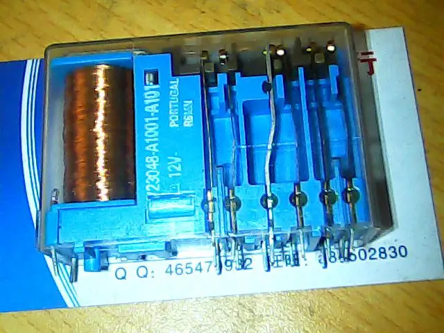 

V23048-A1001-A101 12V V23048-A1001-A101 10PCS