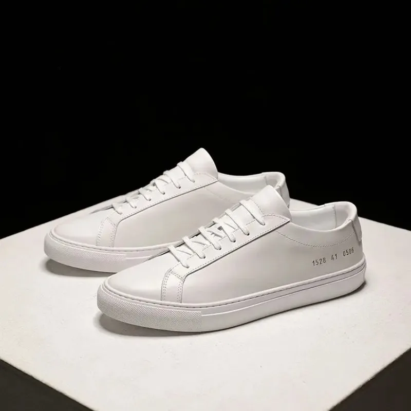 

2026 common Fashion Genuine Leather White Sneakers for Men Women Luxury Minimalist Comfort Breathable Outdoor Flat Walking Shoes
