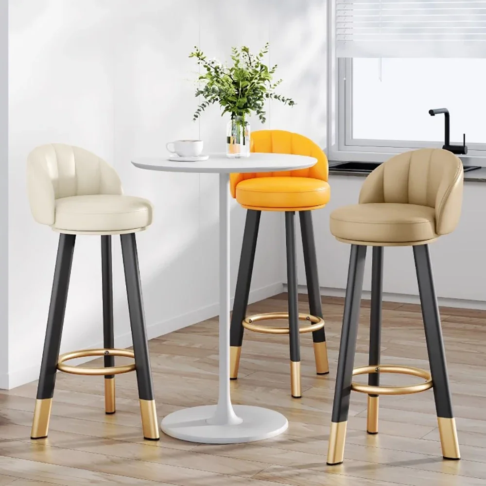 Eenvoudige trendy stoelen Barontwerp Esthetiek Kwaliteit Scandinavische feeststoelen Comfortabele schoonheid Tabourets De Bars Salonmeubilair