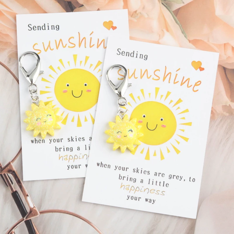 10/16pcs 2dCute Smiling Sun Series Keychain Set Comes with a cute sun card Hope and positive energy，Focusing on long-distance fr
