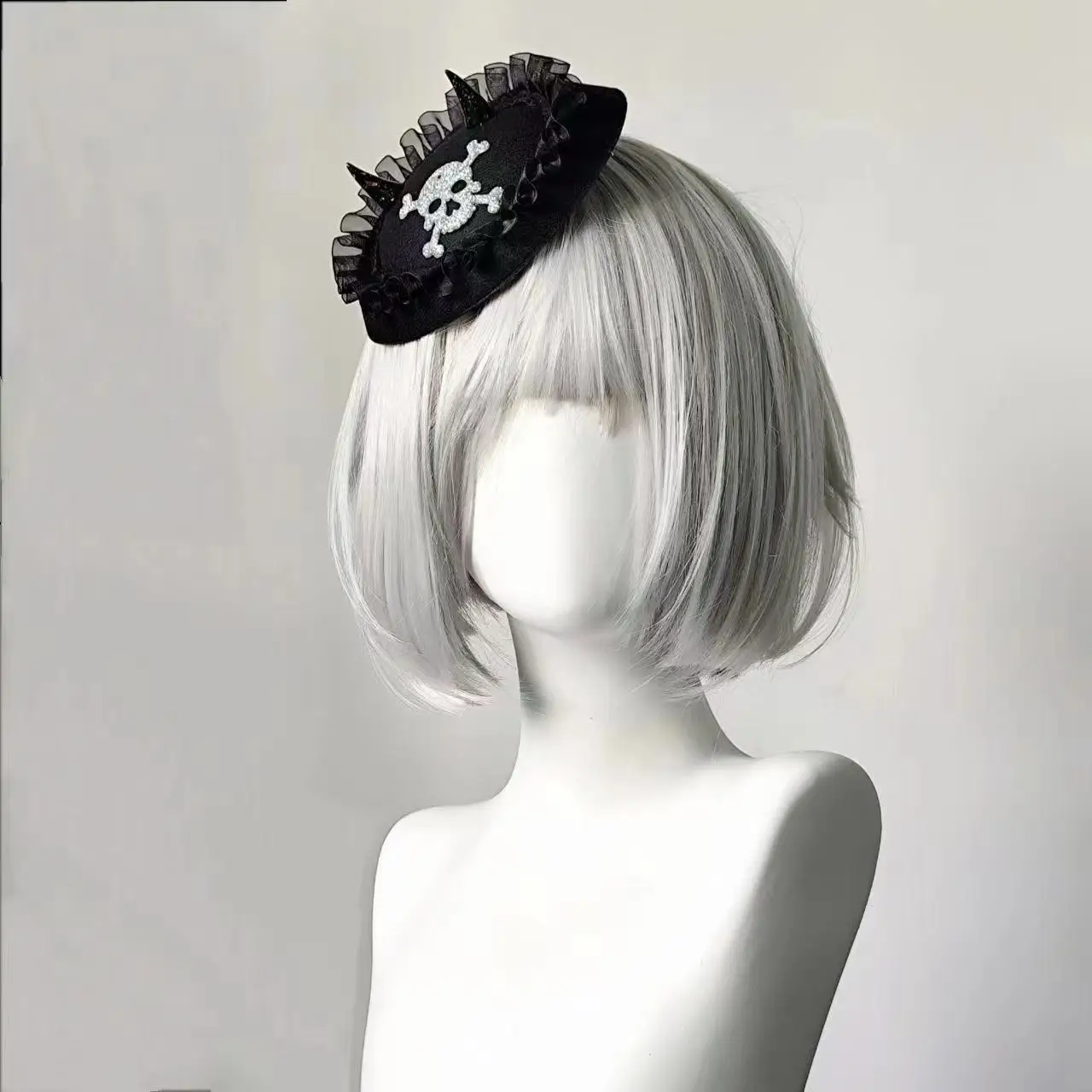 Diabelski Róg Czaszka Cylinder Y2K Dark Gothic Spice Girl Mini Kapelusz Akcesorium do Włosów Halloween Cosplay Przebranie