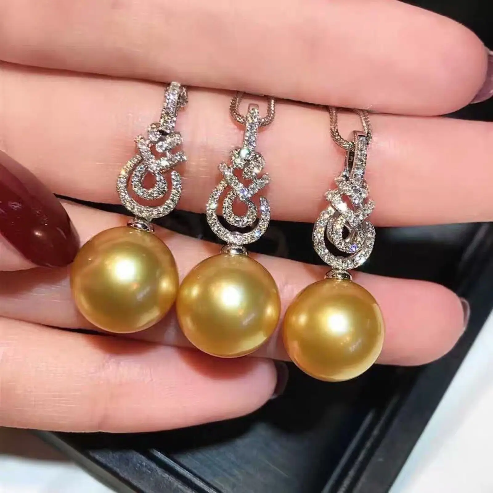 Gorgeous AAAAA 10-11mm south sea Golden ROUND pearl pendant earring set 925s.