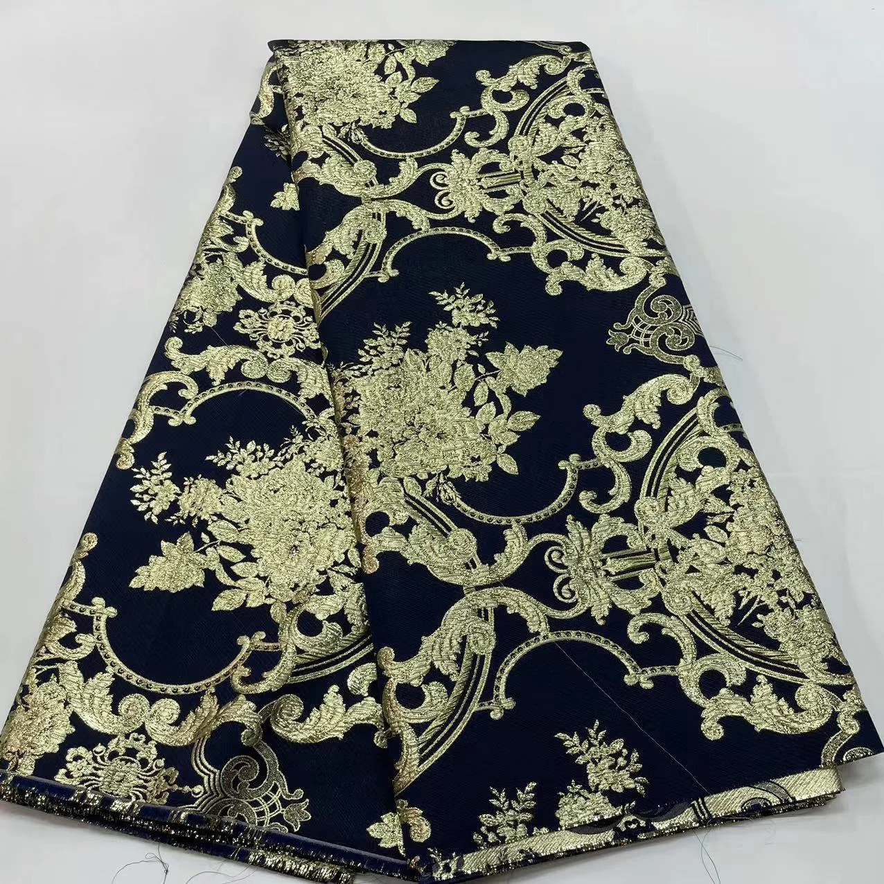 

2024 Black Gold African Nigerian Tulle Lace Fabric Organza Embroidery French Brocade Jacquard Lace Fabric For Wedding LJK22149