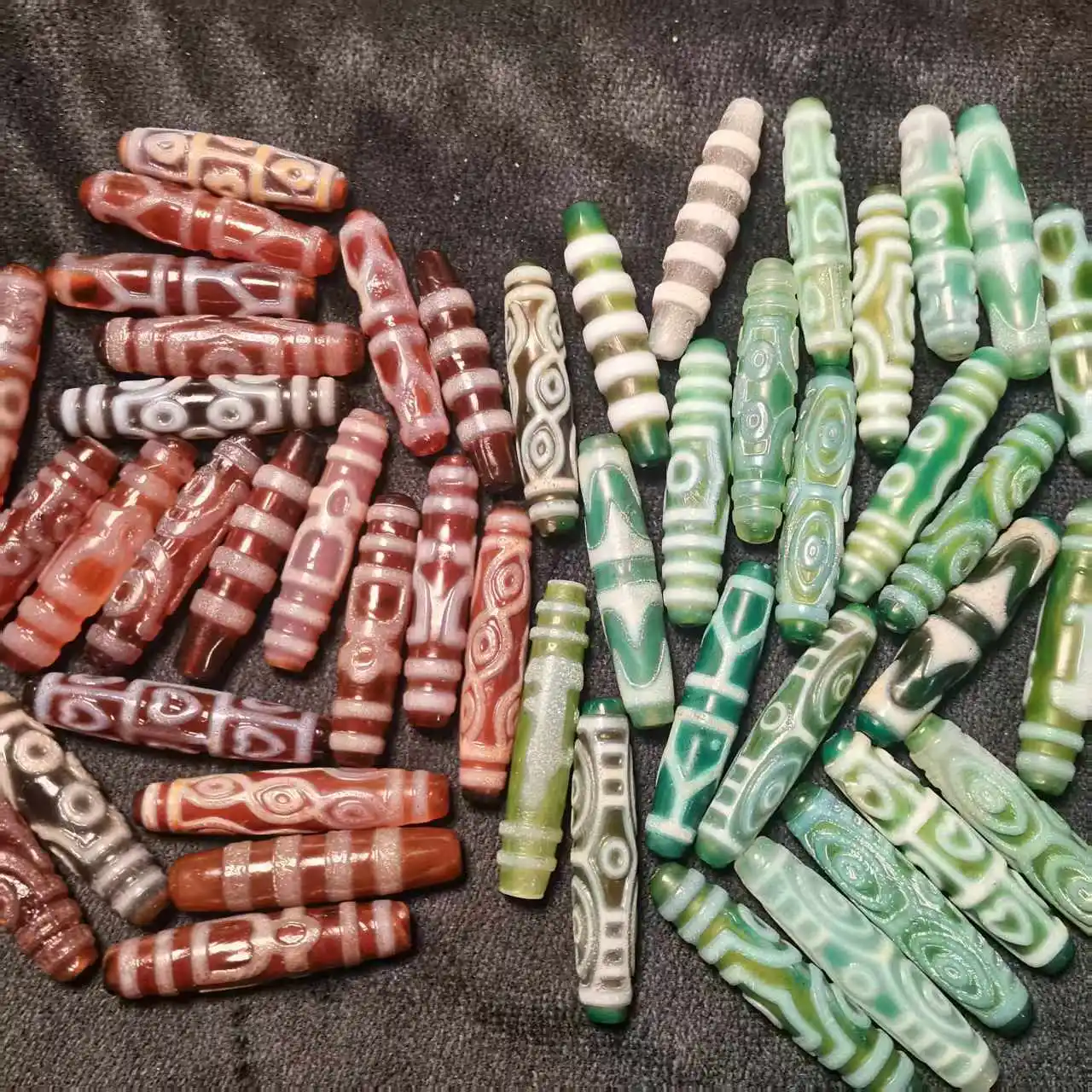 10pcs/lot 58mm Carving Beads Red and Green color natural agate stone high quality for men and women Jewelry pendant making