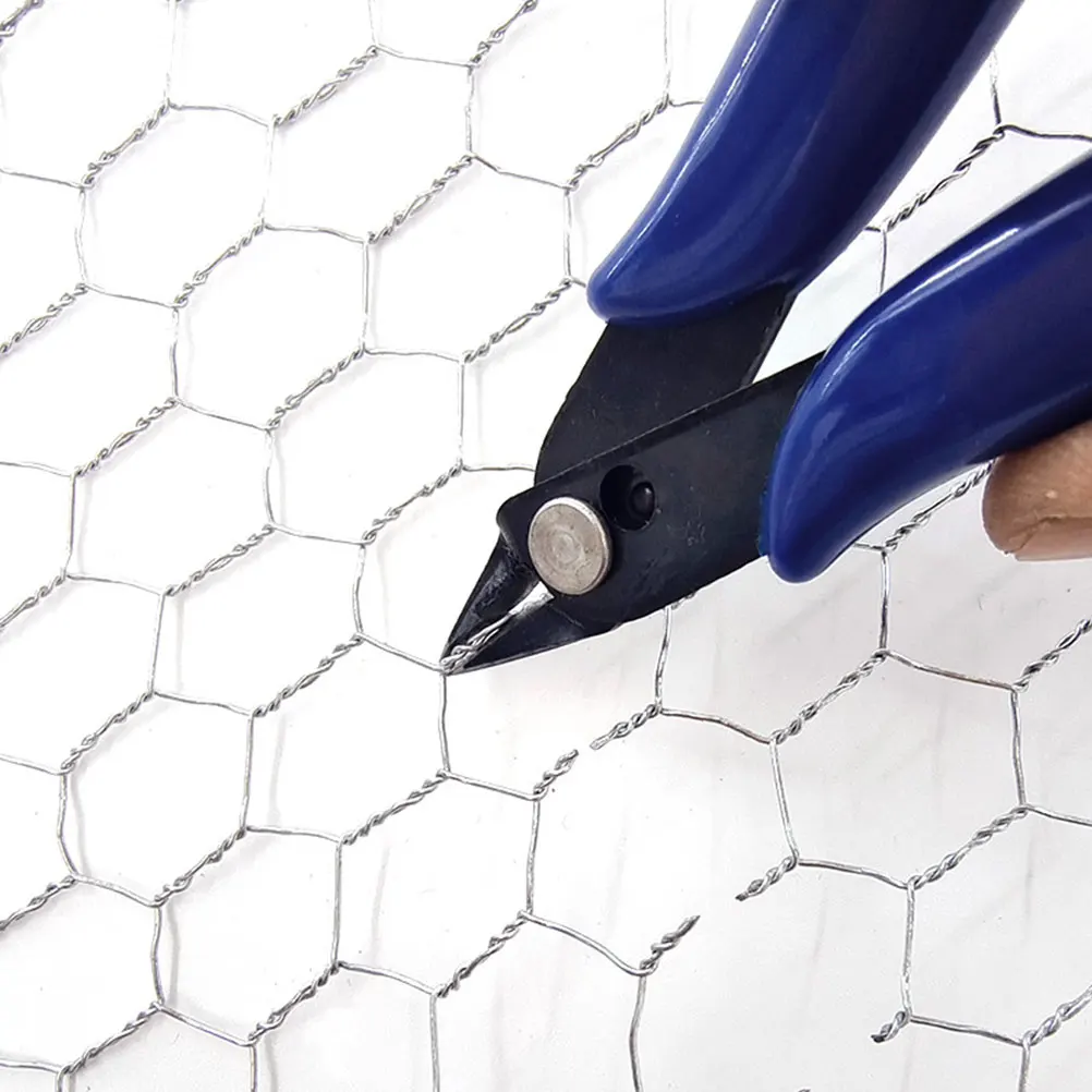 

Durable Galvanized Hexagonal Wire Net Portable Poultry Wire Mesh Chicken Fence Net for Livestock Garden Fencing