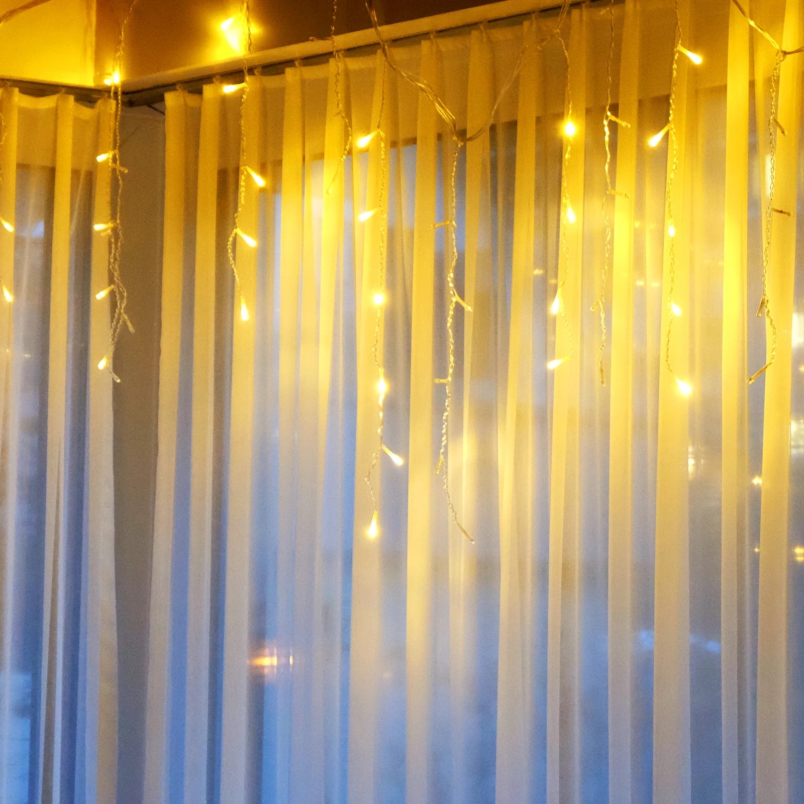 

LED Light Strip Extension Cord Clear Supple PVC Cable Strong Load-Bearing Scratch-Resistant Tensile for Party