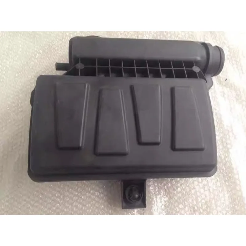 

5510110-V01 S30660A для Changan Alsvin V3 2012: Верхняя крышка двигателя, защита резонаторной полости, резонатор (совместимый)