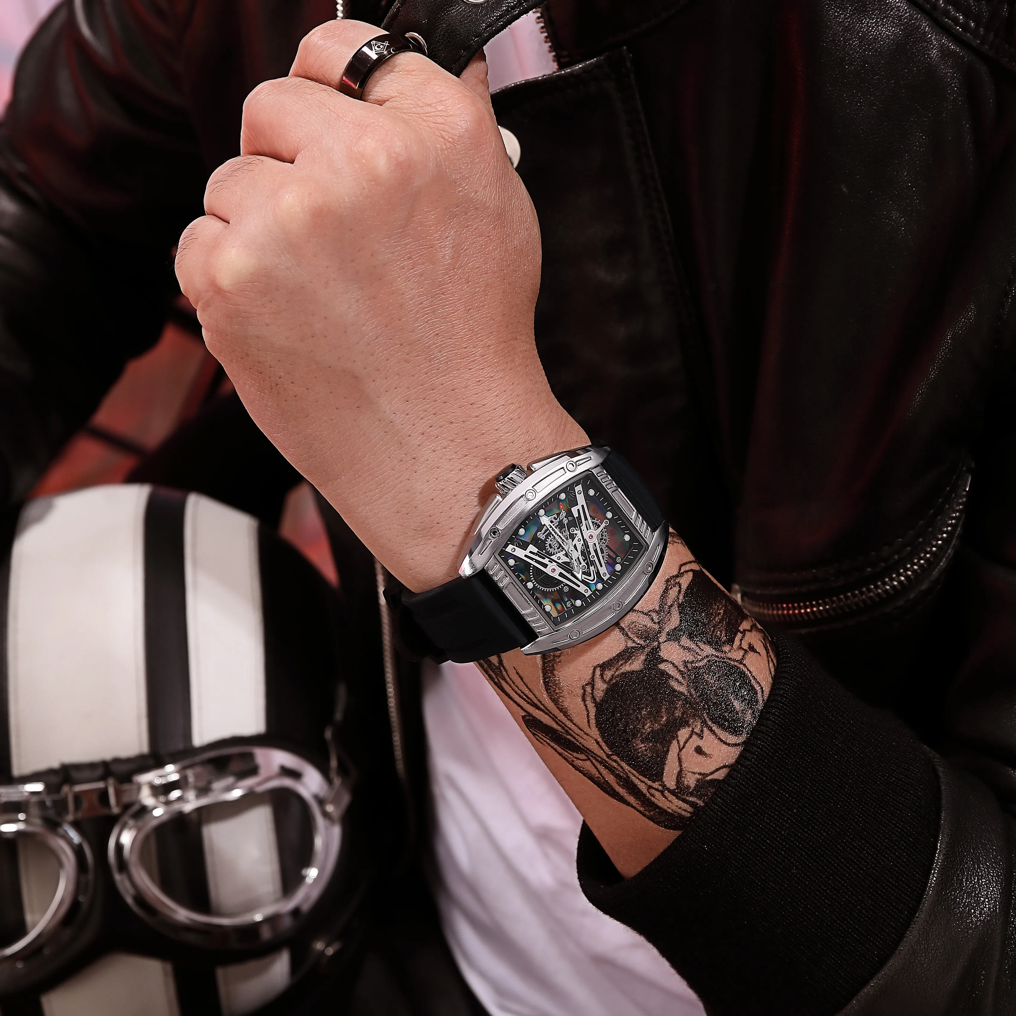 RUIMAS Sport Quartz Watch for Men Fashion Luminous Hands Waterproof Men's Casual Military Wristwatches Male Clock Silicone Band