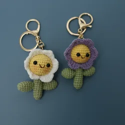 Handmaking Sunflower Crochet Keychain Knitting Smiling Flower Bouquet Keyrings Cute Flower Keychain Wholesale Custom Accessories