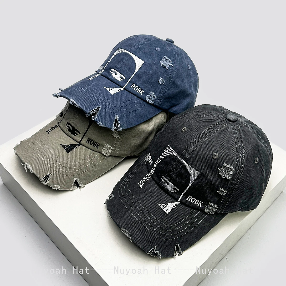 

New Men Women Broken Style Embroidered Ninja Letters Baseball Hats Sunshade Personal Versatile Notch Peaked Caps Fashion Niche