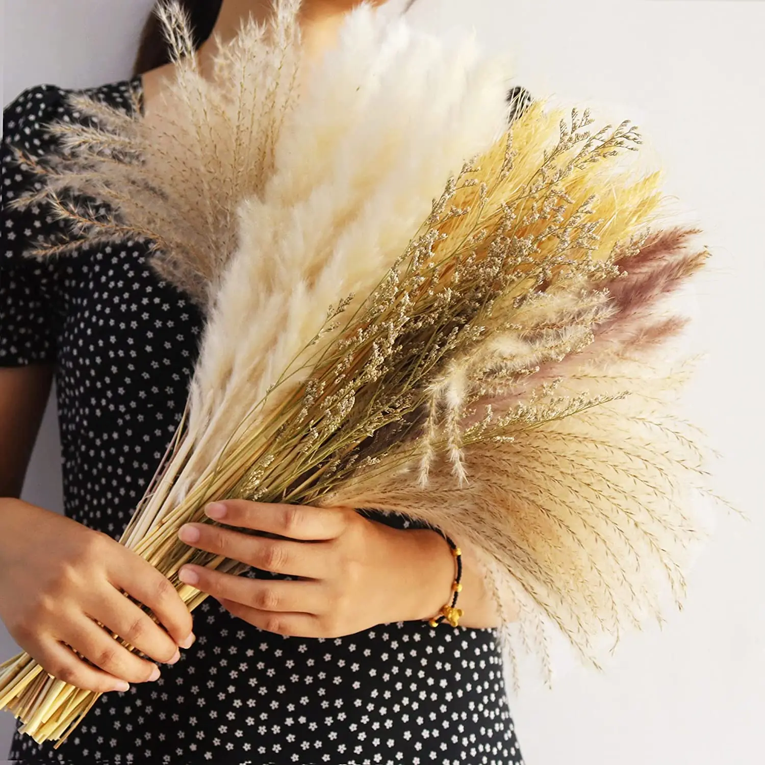 70Pcs Natural Dried Fluffy Pampas Grass Bouquet Set , Boho Home Decor Pompous Grass Large Reed Bunny Tail Wheat Stalk Decorative