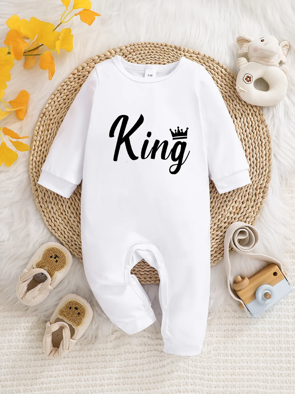 2026 New Arrival: Long-Sleeved Baby Bodysuit with Fun Letter Print, Button Design, Easy Care, Suitable for New Parents