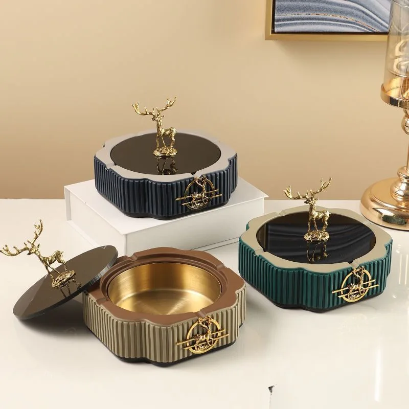 Leichter, luxuriöser, schlichter Aschtank, überzogenes Anti-Schmuck-Ornament