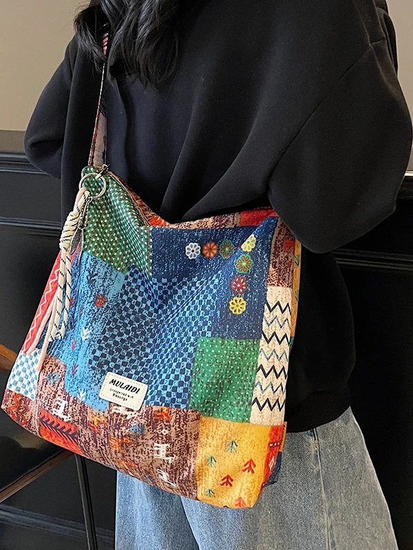 

Casual Canvas oulder Crossbody Bag for Women Large Capaci Commuter Bag Soft Nylon Material Zipper Closure Geometric Pattern