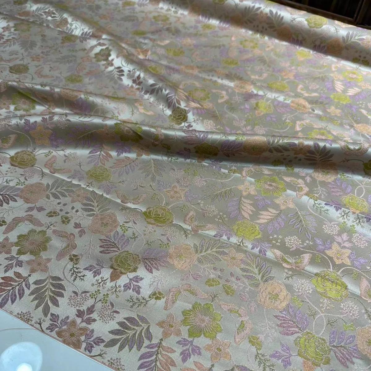 Flowers like Brocade Interwoven Song Dynasty 30 Silk 42 Momme140 Door Width New Chinese Coat Vest Bed Cover Cloth Fabric