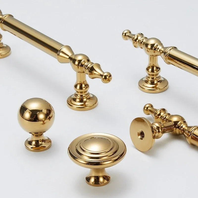 Light Luxury Decorative Furniture Handles and Knobs Brass Wardrobe Drawer Kitchen Cabinet Door Handles French Bright Gold Handle