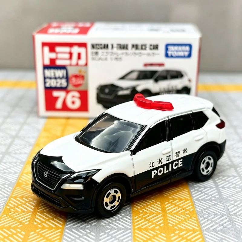 Takara Tomy Tomica No.76 X-Trail Nissan Hokkaido Scale Police Patrol Car Alloy Collectible Car Model Toy Birthday Gift