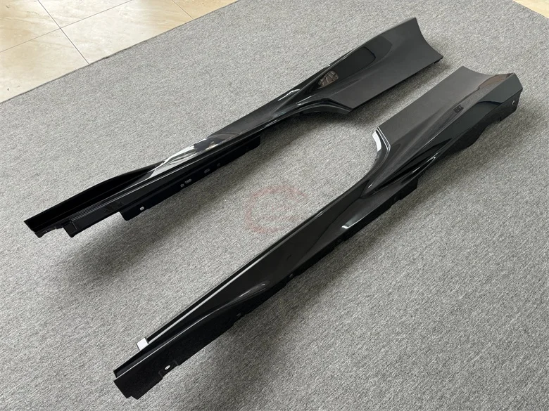 

For Ferrari F8 Upgrade OEM Style Carbon Fiber Side Skirt Side Spoiler Body Kit