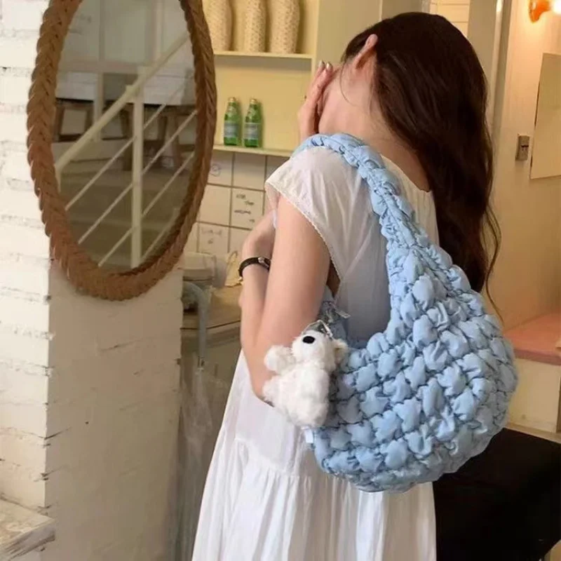 

Сумка-пельмень с уникальной вышивкой в виде облаков, большая вместительная сумка через плечо, сумка на плечо, сумка подмышку, подарок на День святого Валентина