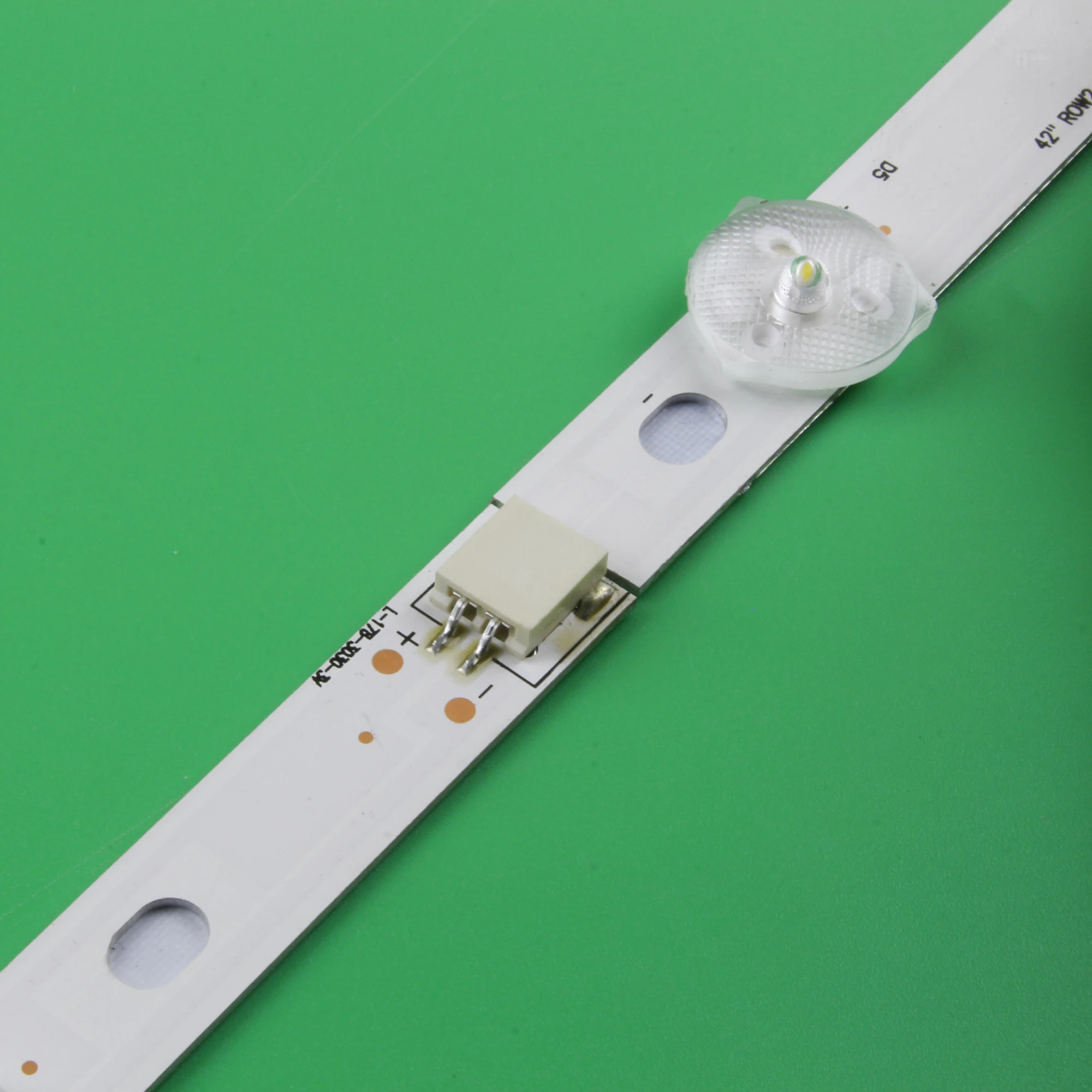 

820mm LED Backlight strip For 42LP360C 42LA615V 42LN578V 42LN575V 42LA620V 42LN542V 42LN548C 42LN549E 42LA621S-ZD 42LN575U-ZE