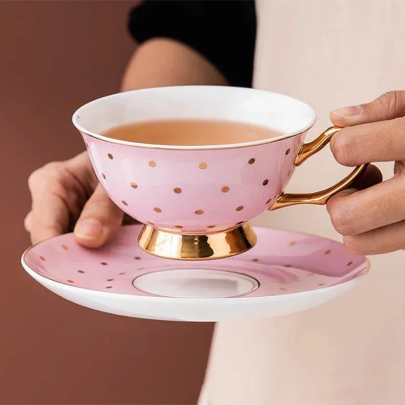 Pink Ceramic Coffee Tea Cup with Saucer Ceramic Coffee Cup Set British Afternoon Tea Mug Water Milk Latte Cups Kitchen Drinkware