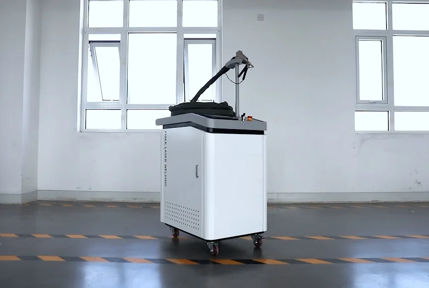 2025 Best Selling 1000W 2000W 3000W Held Laser Laser Welding Cutting Cleaning Machine For Metal