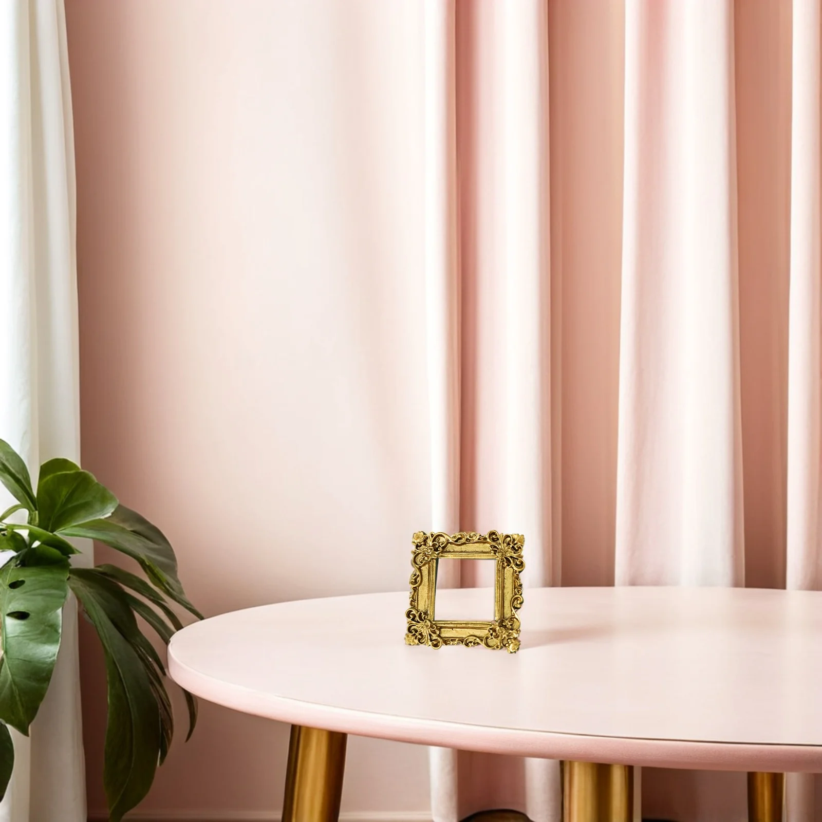 

2Pcs Golden Resin Photo Frame Miniature Vintage Decor Baroque 3D Carving DIY Crafts Making Material for Phone Case and Mini