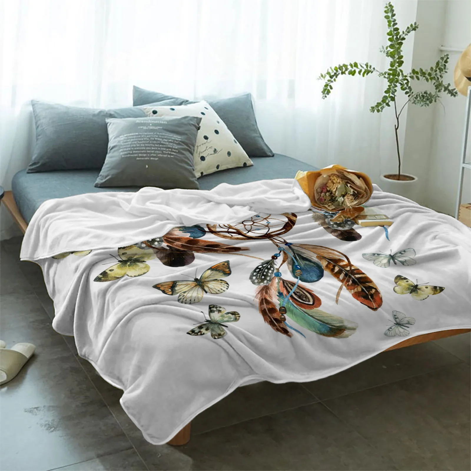 Dream Catcher Feather Butterfly White Flannel Blankets For Sofa Beds Bedding Room Soft Fleece Blanket Bedspread Home Textile