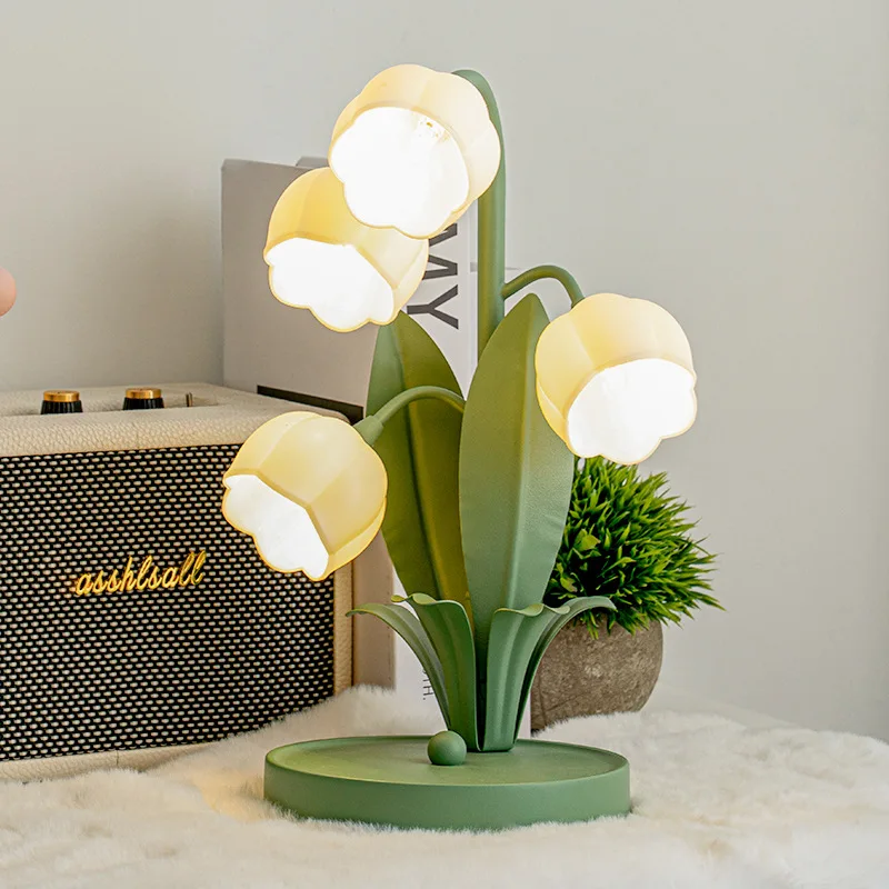 Lily of The Valley Romantic Cottage Core Creative Ceramic Table Lamp Vintage American Farmhouse Bedroom Ambient Decor Light