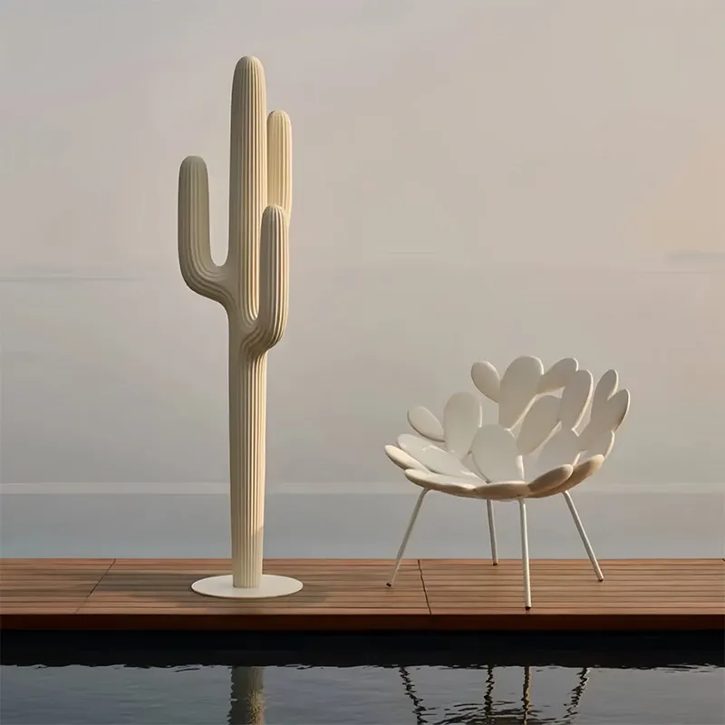 

Дизайнерская креативная вешалка из стекловолокна специальной формы с кактусом Интернет-знаменитость гостиная спальня гардеробная напольное украшение