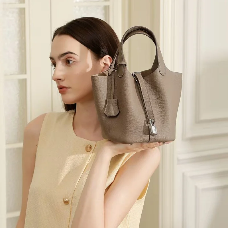 

Сумка-ведро из натуральной кожи для женщин, с узором личи, мини-сумка-корзина, мягкая сумка-тоут, сумка для мамы, свадебная сумка для невесты с замком