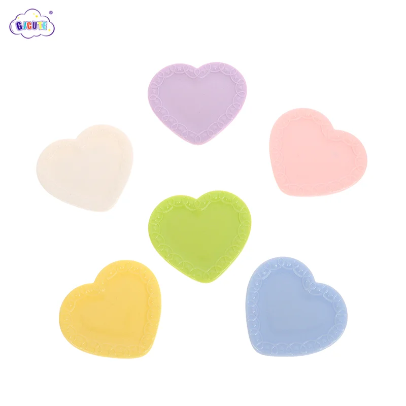 

5pcs Dollhouse Heart Flower Shaped Dining Food Dish Model Dolls House Miniature Kitchen Food Tableware Decor Accessories