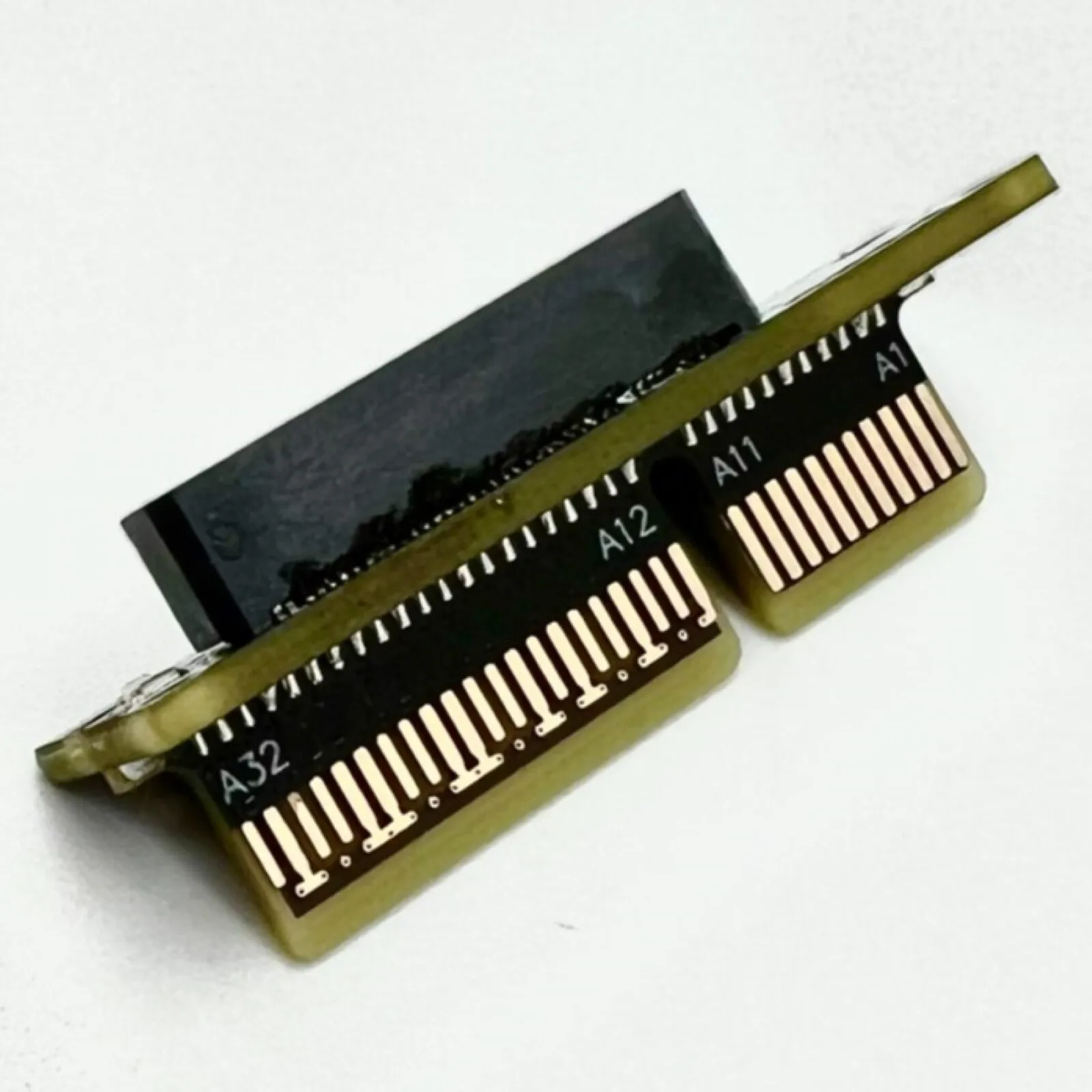 ADT PCIe 5.0 x4 To M.2 NVME SSD Adapter Card M-Key Dual 90 Degree Connector Upright Direct Plug Testing Card Gen5 4X To M.2 Card