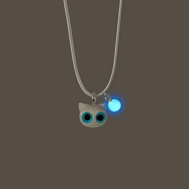 Cute Cartoon Big Eye Cat Luminous Bracelets Glow In The Dark Fluorescence Pendant Bracelet For Women Couple Friendship Jewelry