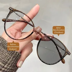 Fashion Photochromic Anti Radiation Eyeglasses for Women/Men Anti Blue Light Glasses