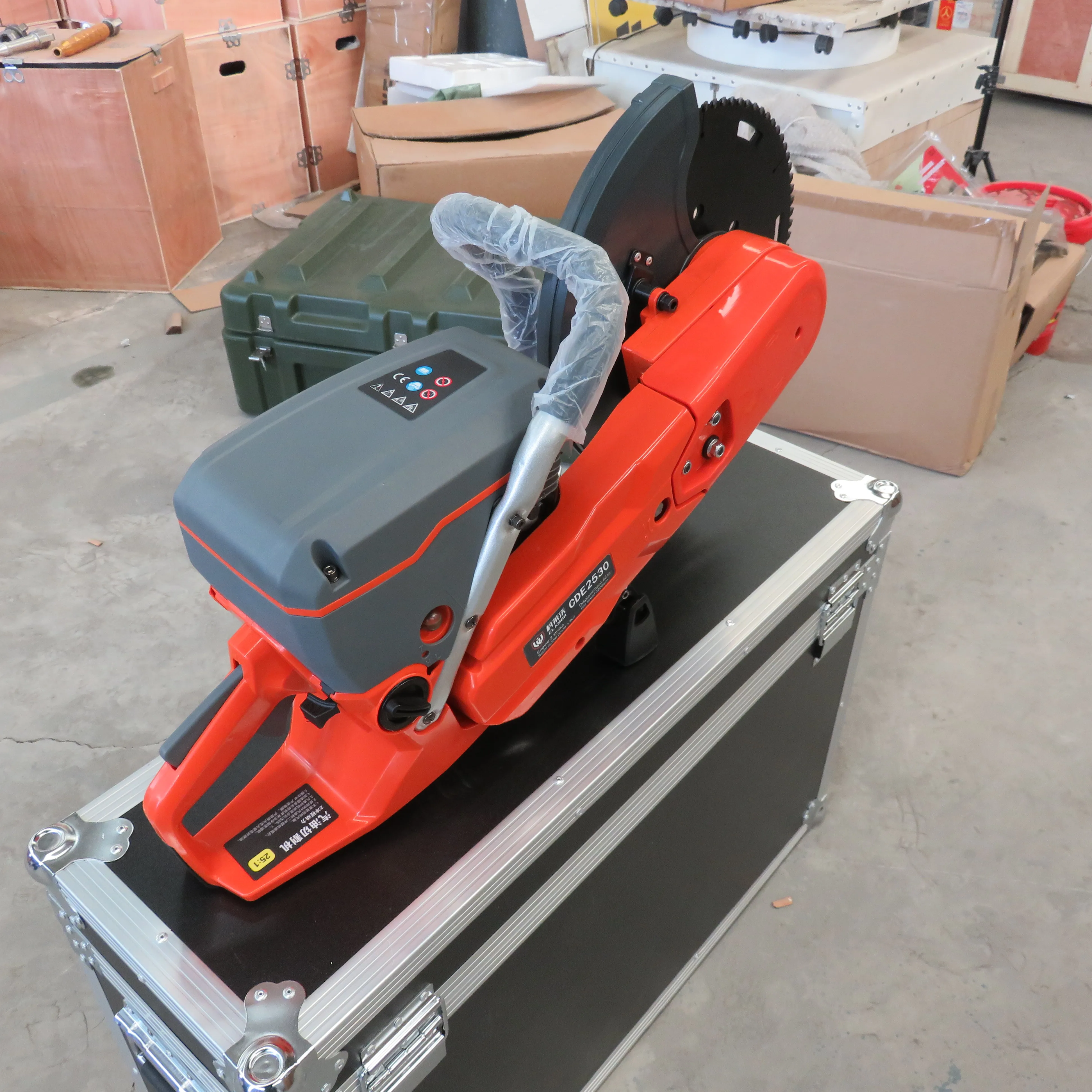 เครื่องตัดคอนกรีตแบบมือถือ รุ่นอัพเกรด คุณภาพสูง พกพาสะดวก คุณภาพดี