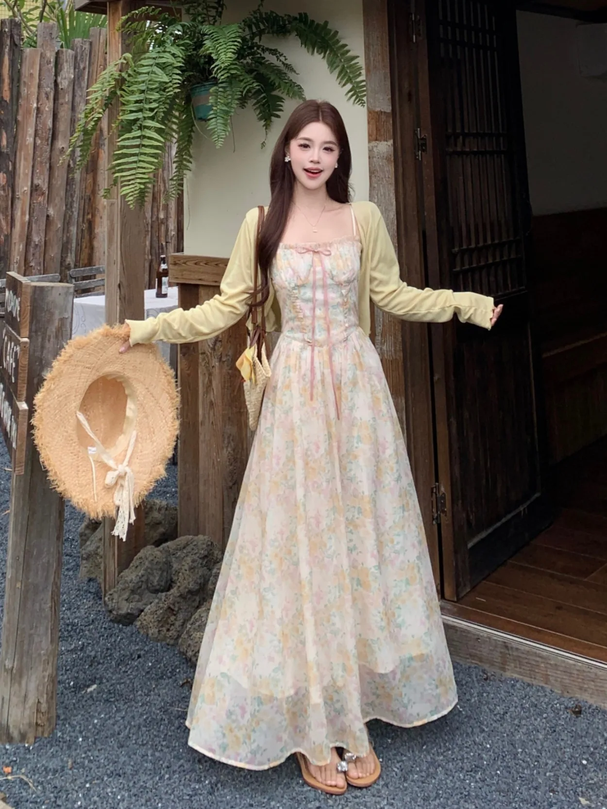 

plus Size Holiday Style Floral Print Sundress with Sun Protection Cardigan Summer New Design Strap Dress Women's Fashion Set