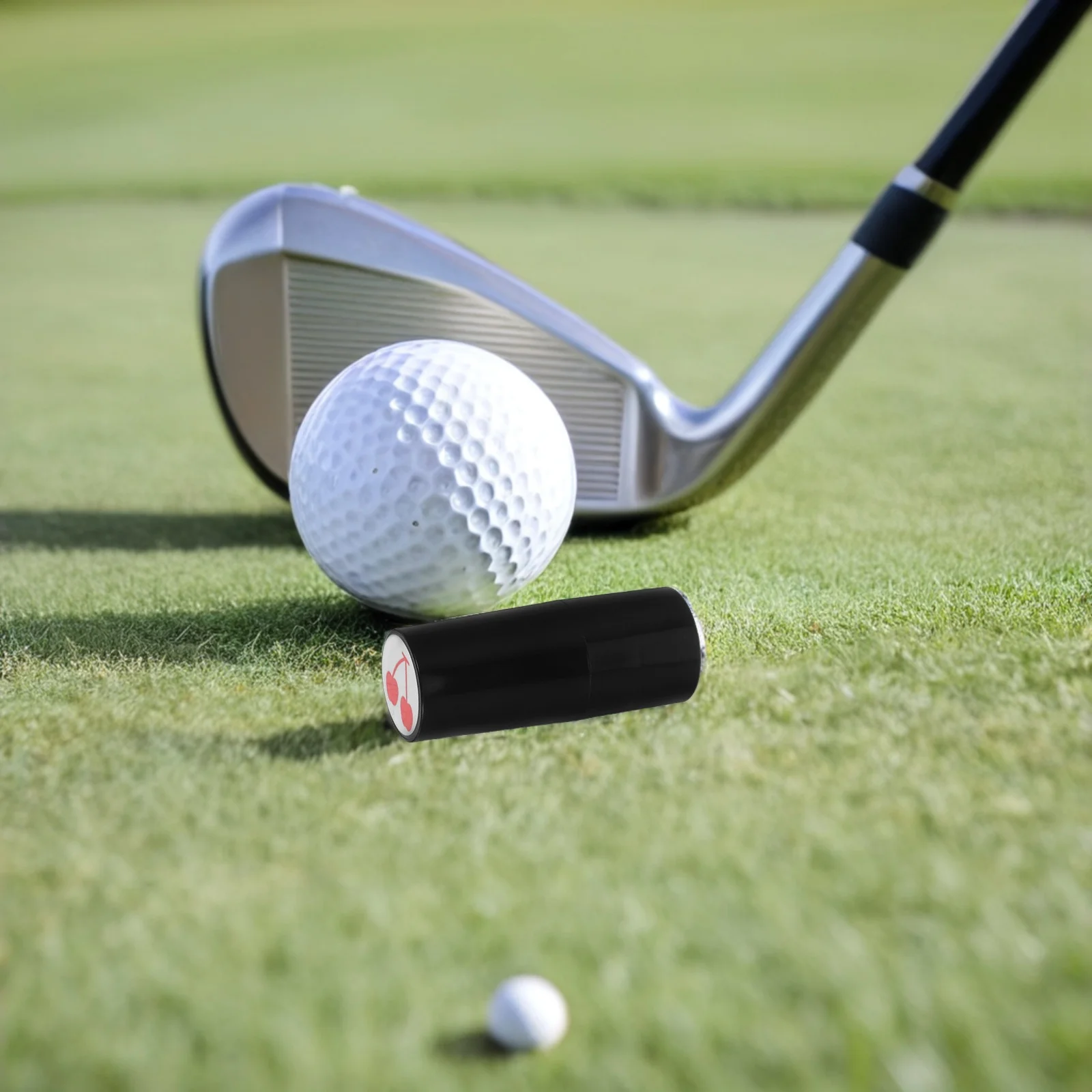 Timbro per pallina da golf Impermeabile autoinchiostrante Modello ciliegia Inchiostro ad asciugatura rapida Strumento riutilizzabile per marcare palline da golf per golfisti