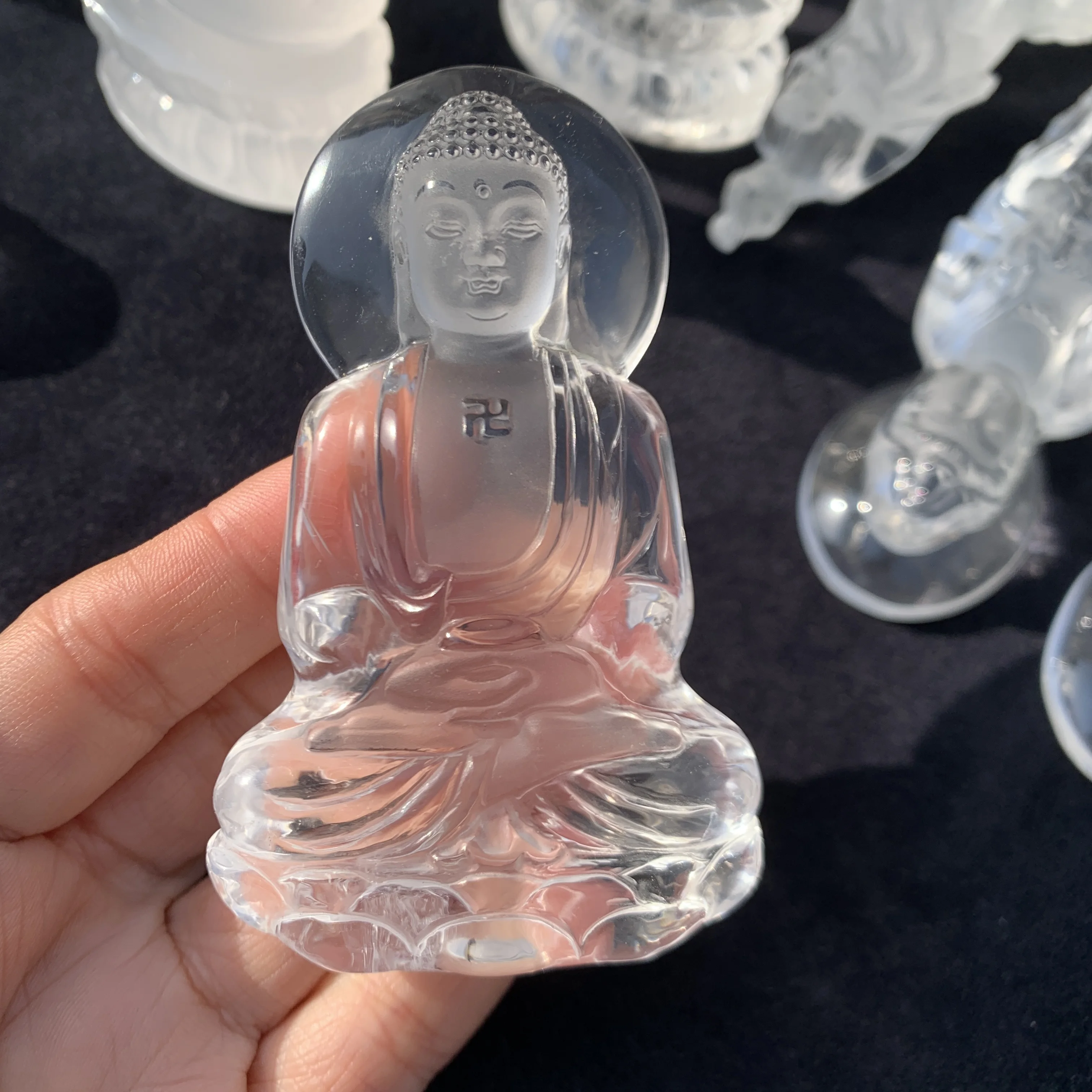 

Natural clear quartz crystal Buddha carved transparent crystal Buddha statue