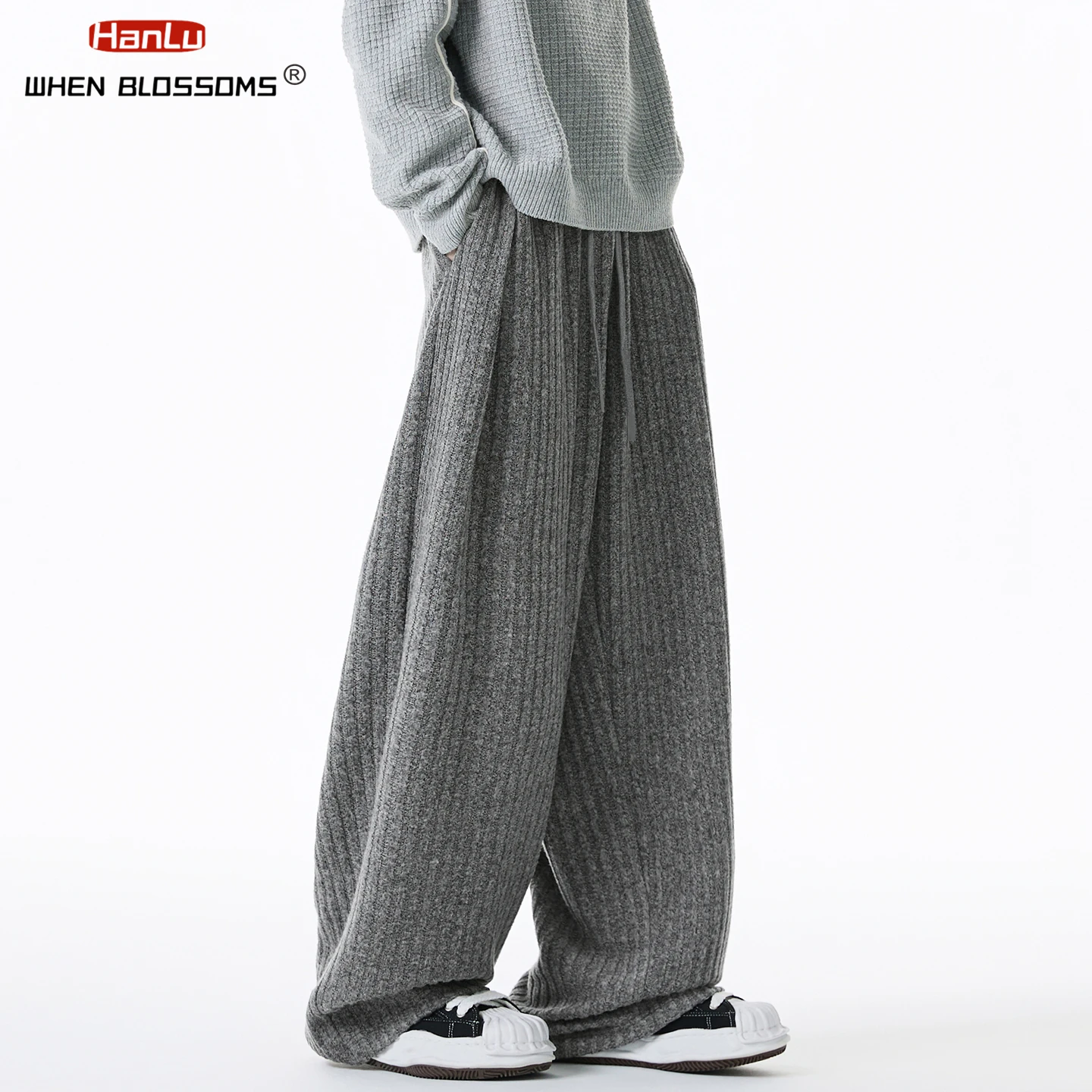 HANGLU 2025 Men's Pleated Trousers Heavyweight Drape Straight Leg Japanese Loose Fit Streetwear Casual Textured Pants