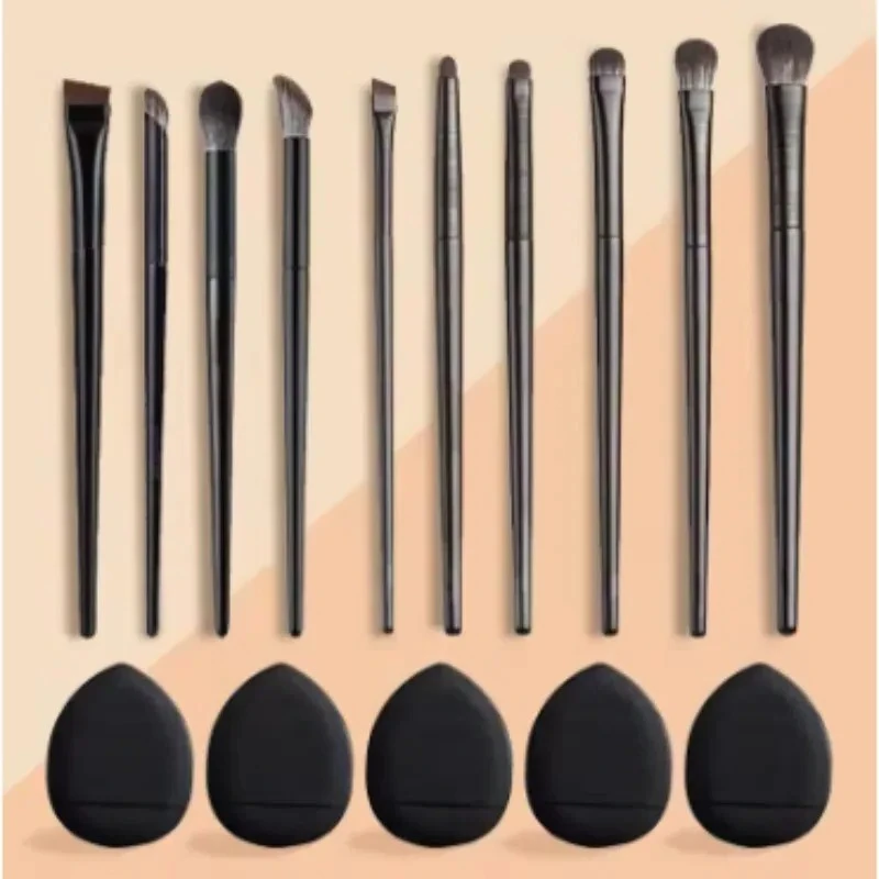 Set di 10 Pennelli Ipoallergenici per Occhi - Pennelli di Precisione per Eyeliner e Anti-Sbavature, Punta Micro-Fine per Cut Crease (Salone e Casa)