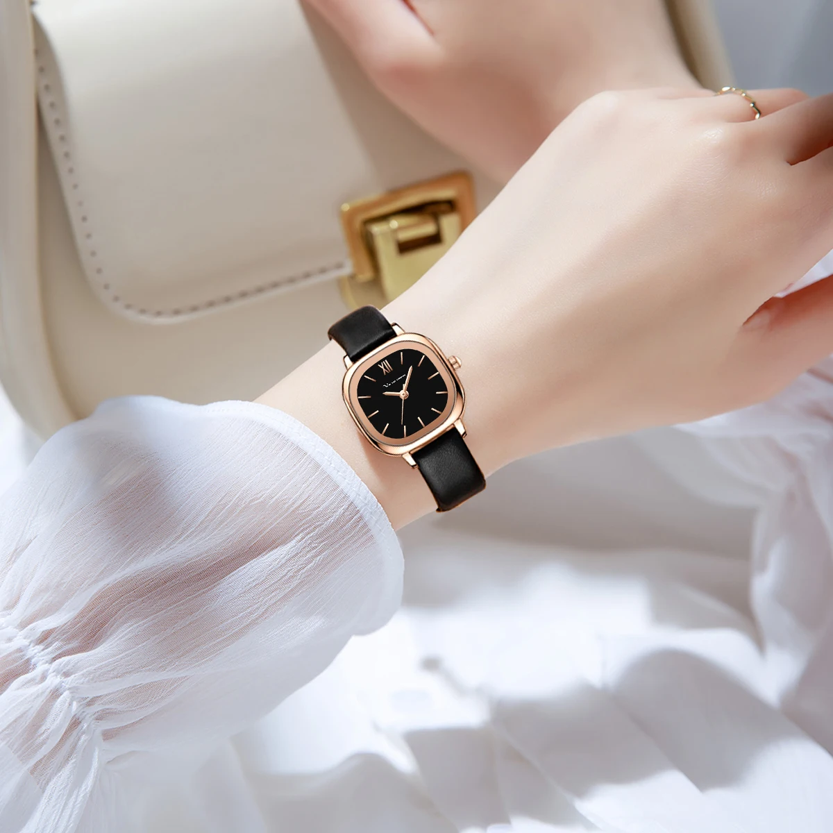 VA VA VOOM العلامة التجارية حركة كوارتز المرأة مربع ساعة ذهبية وردية بسيطة حزام من الجلد صغير 26 مللي متر ساعة اليد العمل الأصلية للنساء