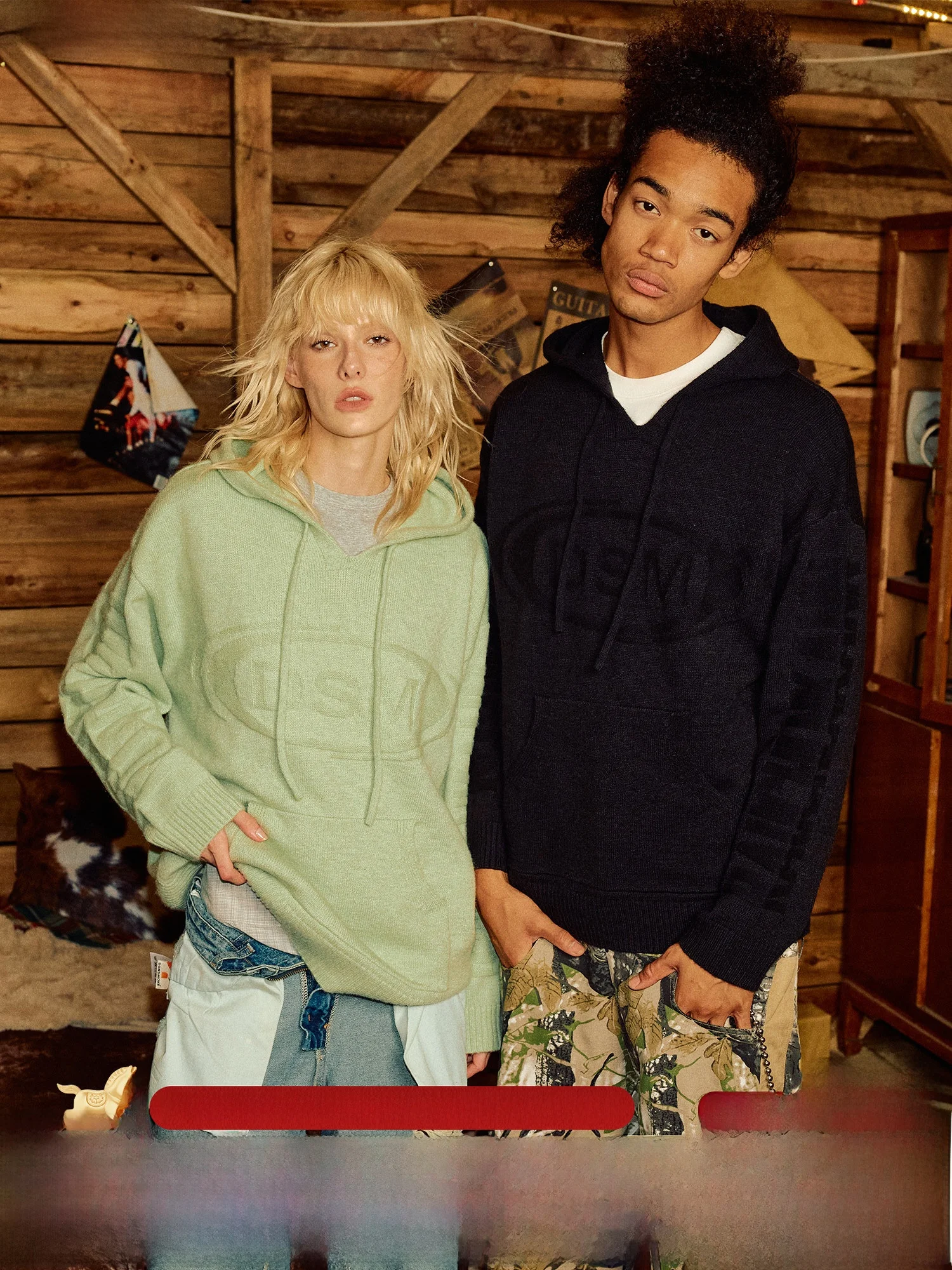 

Done Letter DSM Embroidered Hoodie Sweatirt Lazy Spring Autumn Knitted irt for Young Men Casual Comfortable Fit