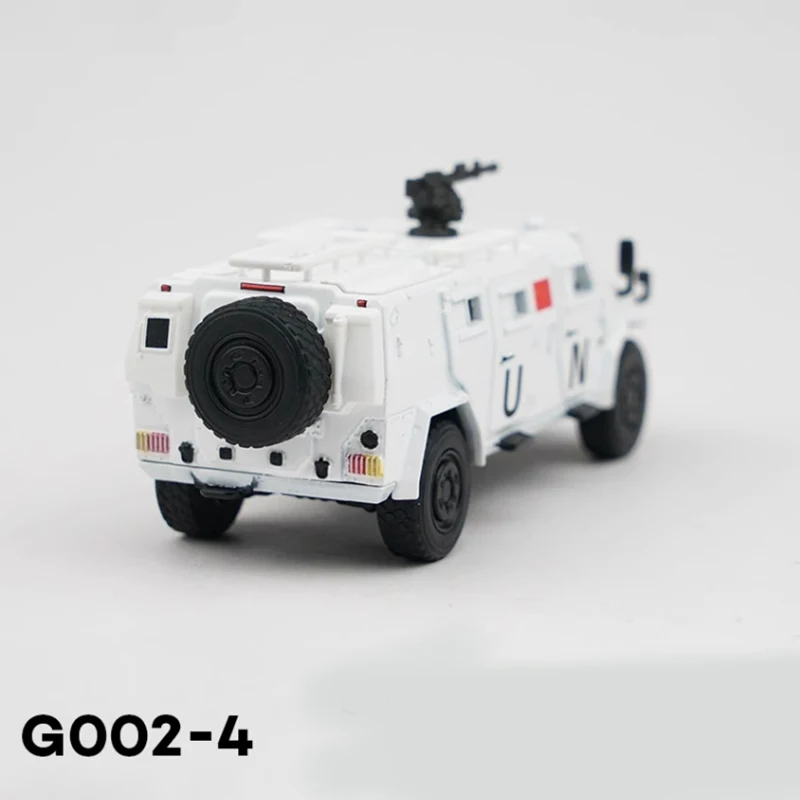 1:64 สเกต Dongfeng Warriors รถหุ้มเกราะ CSK181 ประเภทรถโจมตีจำลองรถรุ่นจอแสดงผลของขวัญสะสม