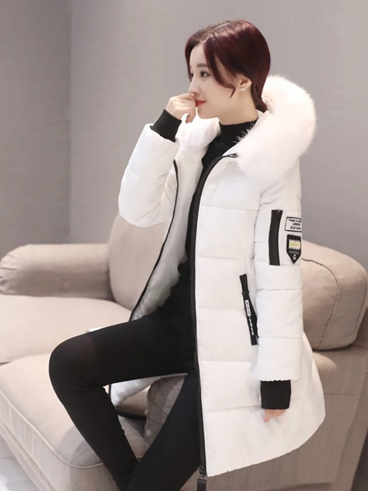 موضة سستة جيوب تصميم حجم كبير سترة المرأة الشتاء طوق مقنعين سترة الملابس أنيقة ضئيلة الدافئة سميكة معطف الإناث