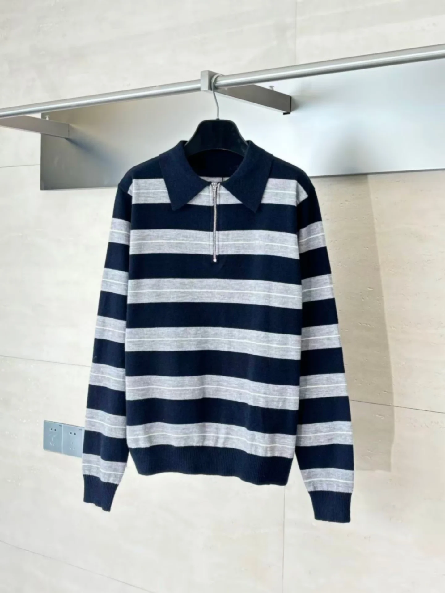 High Quali f Zipper Mixed Wool Knitwear Casual Striped  Ne Sweater for Men And Women Daily Wear Comfortable Fit