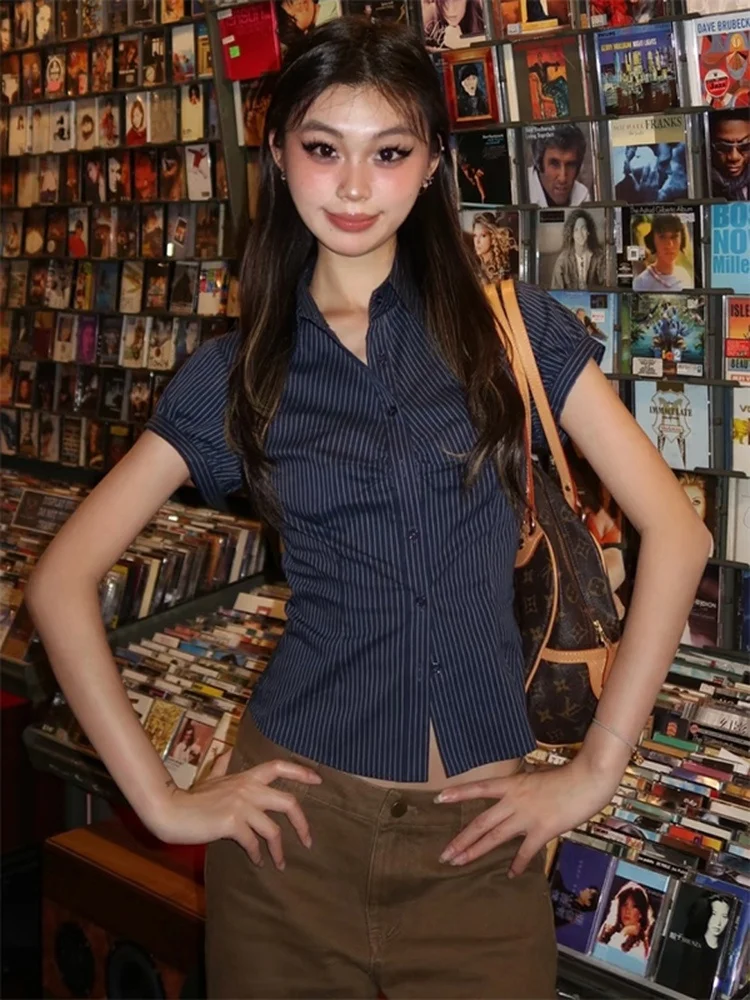 

Американская ретро-рубашка в полоску для женщин, летняя, приталенная, с дизайном жилета, укороченный топ с воротником и коротким рукавом для создания эффекта стройности