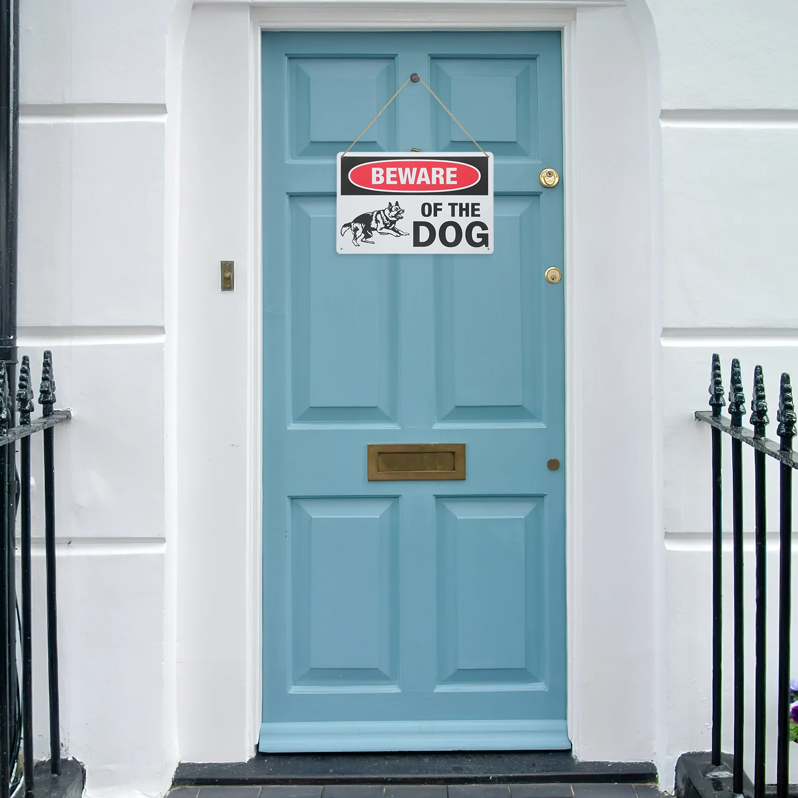 

Iron Vintage Beware of Dog Sign Decorative Plaque for Yard Garden Fence Gate Outdoor Warning Dog Warning Sign for Front Yard